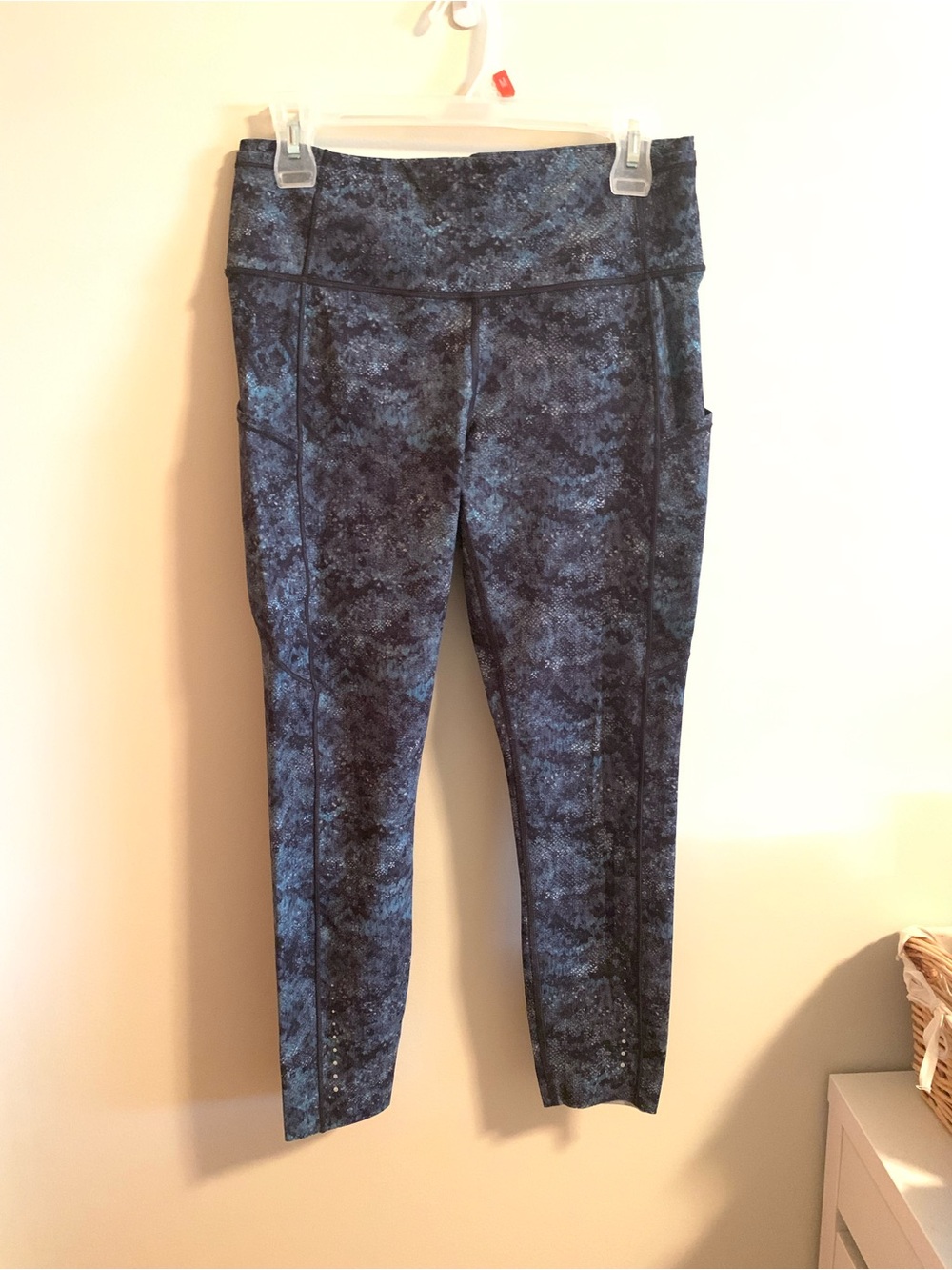 lululemon athletica Black and Teal Speckled Leggings